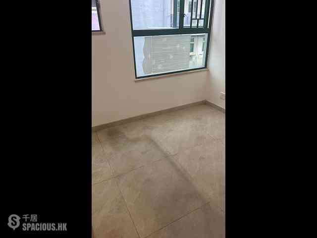 Shau Kei Wan - The Eastborne 05