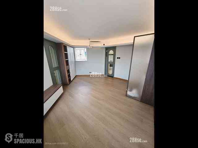 Ap Lei Chau - South Horizons Phase 1 Hoi Ngar Court (Block 3) 03