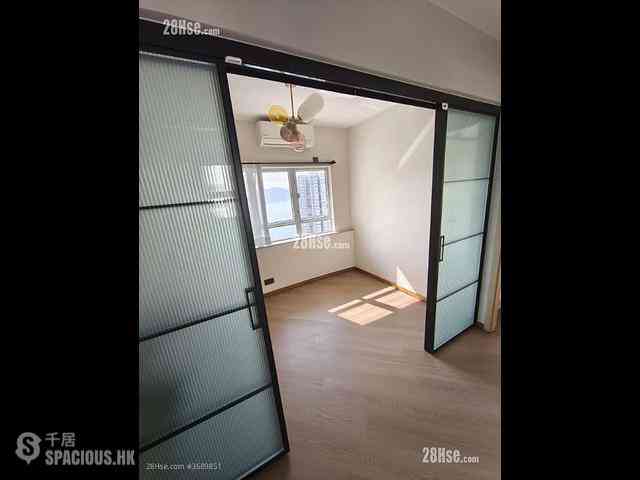 Ap Lei Chau - South Horizons Phase 1 Hoi Ngar Court (Block 3) 05