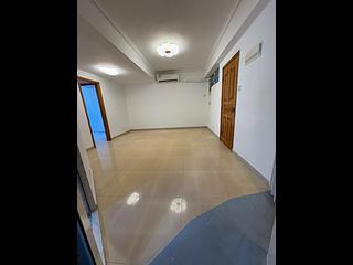 Shau Kei Wan - Kam Wa Building 02