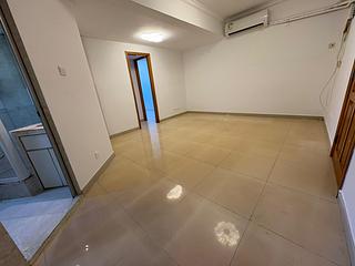 Shau Kei Wan - Kam Wa Building 04