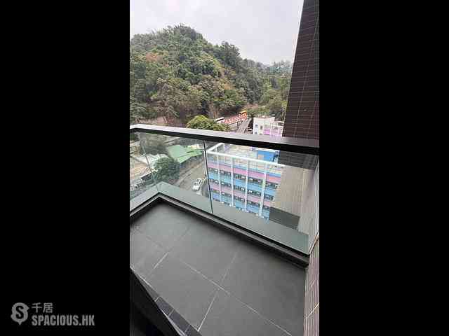 Shau Kei Wan - EAST 17 04