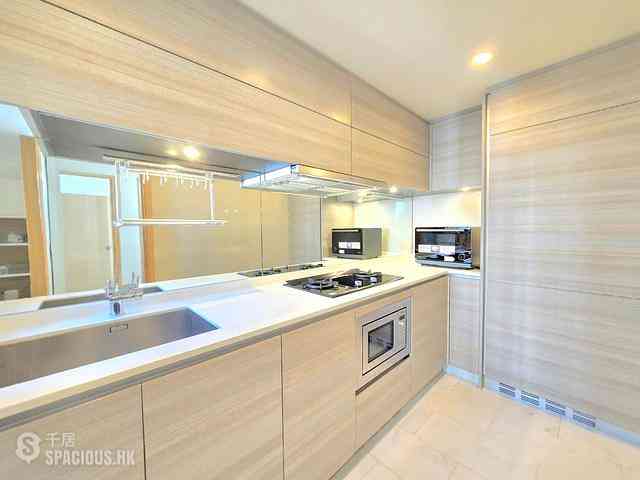 Tung Chung - The Visionary 04