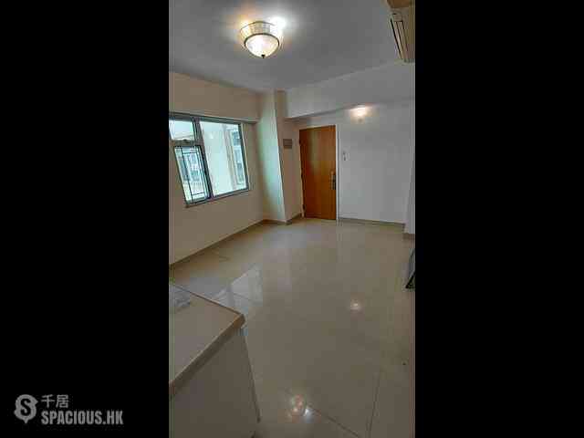 Wan Chai - Pao Woo Mansion 01