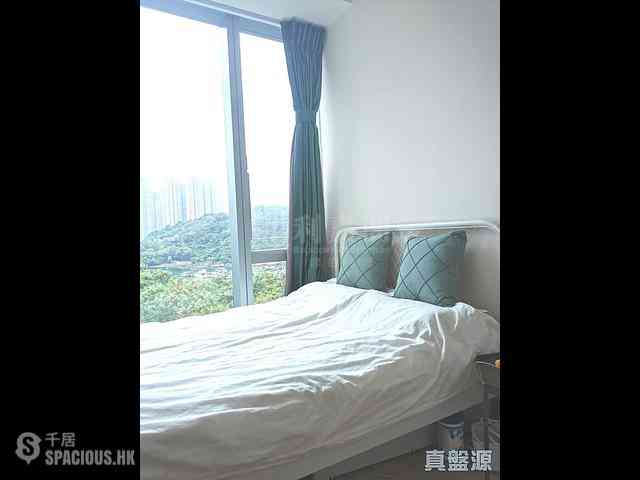 Tseung Kwan O - Savannah Block 1 01