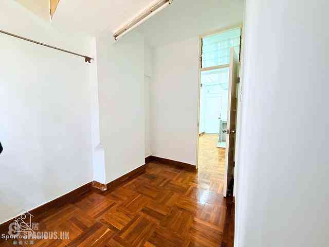 Quarry Bay - Fok Cheong Building 04