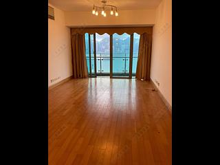 West Kowloon - The Harbourside Block 1 04