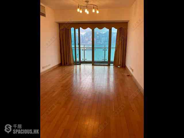 West Kowloon - The Harbourside Block 1 04