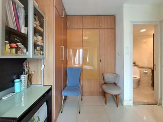 Tung Chung - Caribbean Coast Phase 4 Crystal Cove 09