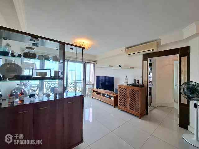 Tung Chung - Caribbean Coast Phase 4 Crystal Cove 02