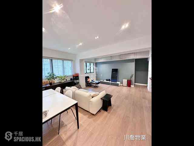 Mid Levels West - Greenland Gardens 01
