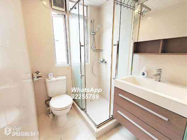 Sheung Wan - Lee Fung Building 04