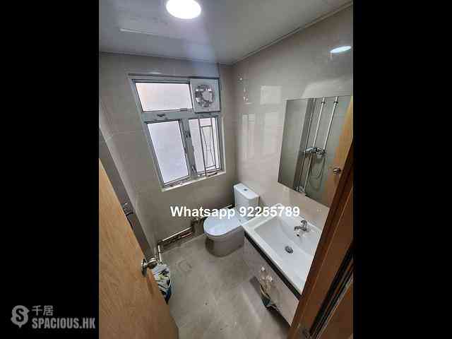 Sai Ying Pun - 30, Eastern Street 06
