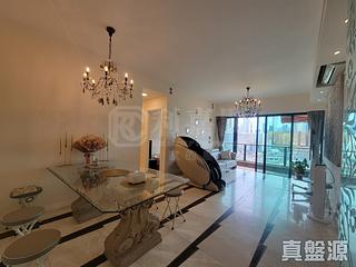 West Kowloon - The Arch Moon Tower (Block 2A) 04
