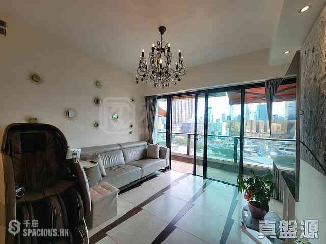 West Kowloon - The Arch Moon Tower (Block 2A) 07