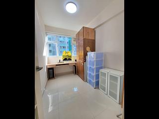 Wan Chai - Kwong Tak Mansion 05