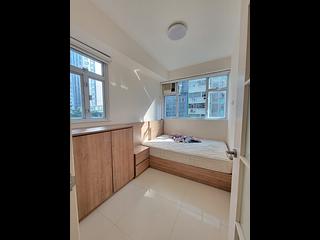 Wan Chai - Kwong Tak Mansion 06