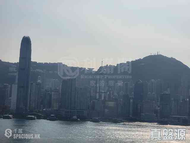 West Kowloon - The Arch Sun Tower (Block 1A) 04
