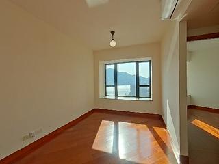 West Kowloon - The Arch Sun Tower (Block 1A) 08