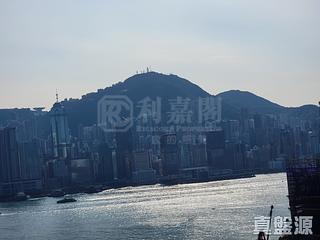 West Kowloon - The Arch Sun Tower (Block 1A) 02