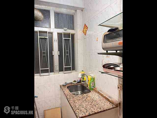 Wan Chai - Sun Kai Mansion 07