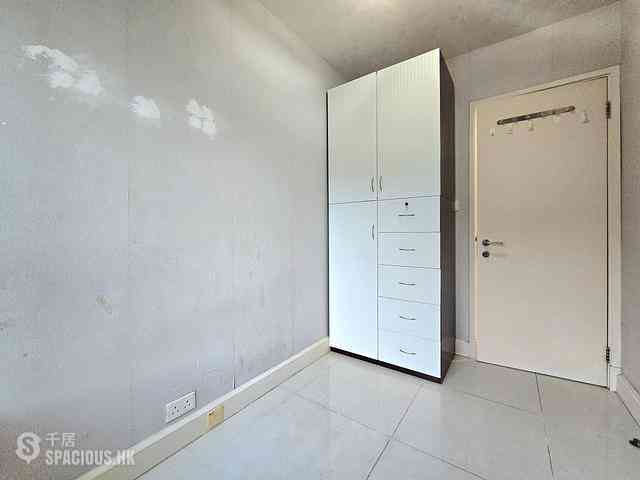 Tung Chung - Caribbean Coast Phase 3 Carmel Cove 11