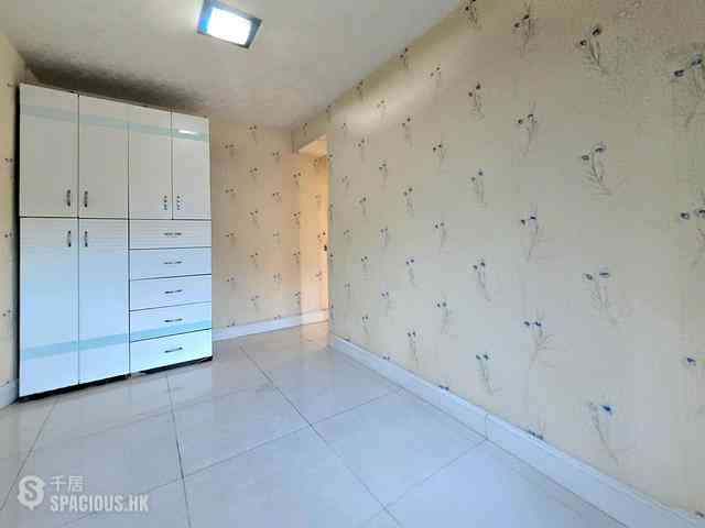 Tung Chung - Caribbean Coast Phase 3 Carmel Cove 13