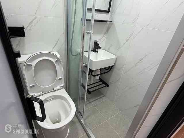 Causeway Bay - Hop Yee Building 06