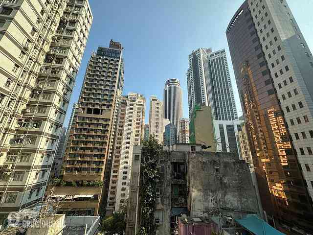 Wan Chai - Kam Tak Mansion 03