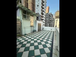 Wan Chai - Kam Tak Mansion 09