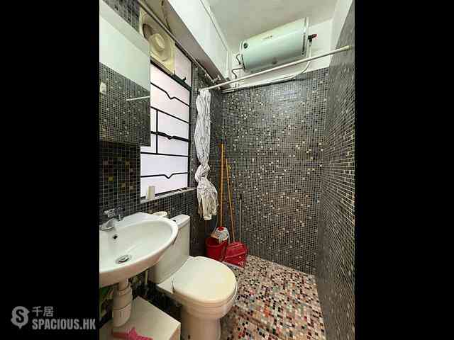 Sai Ying Pun - Nam Cheong House 04