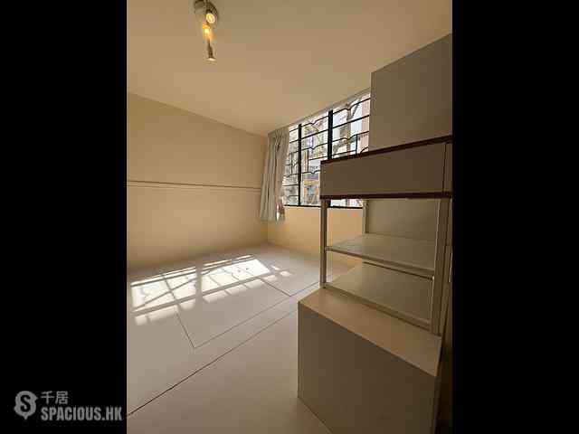 Sai Ying Pun - Nam Cheong House 13