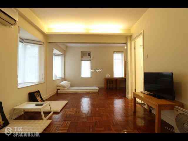 Wan Chai - Hoover Towers Block 1 01