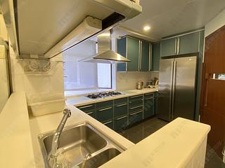 Tai Hang - Elm Tree Towers Block B 03