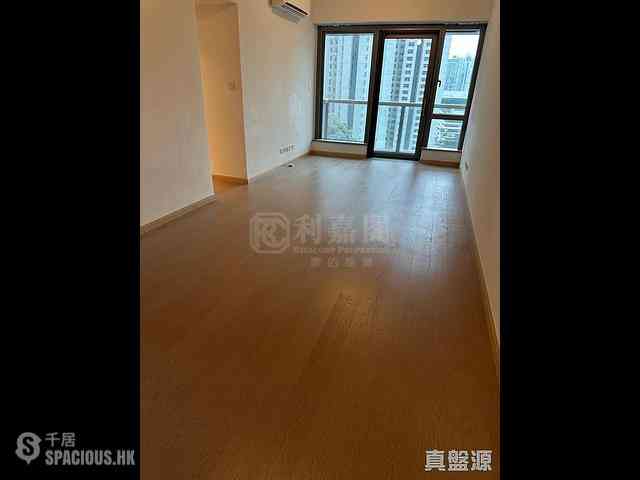 Wong Chuk Hang - The Southside Phase 2 La Marina Tower 2A 01