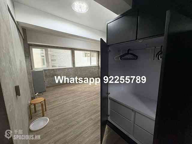Sheung Wan - 245, Wing Lok Street 06