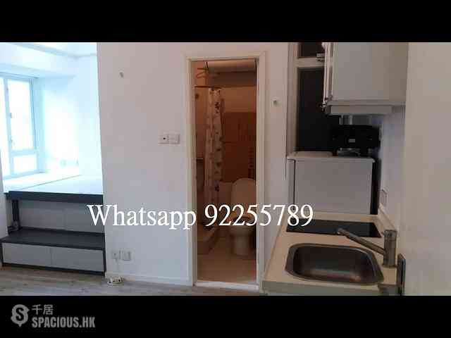 Sheung Wan - Man King Building 03
