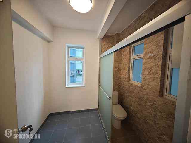Causeway Bay - Paterson Building Block B 09