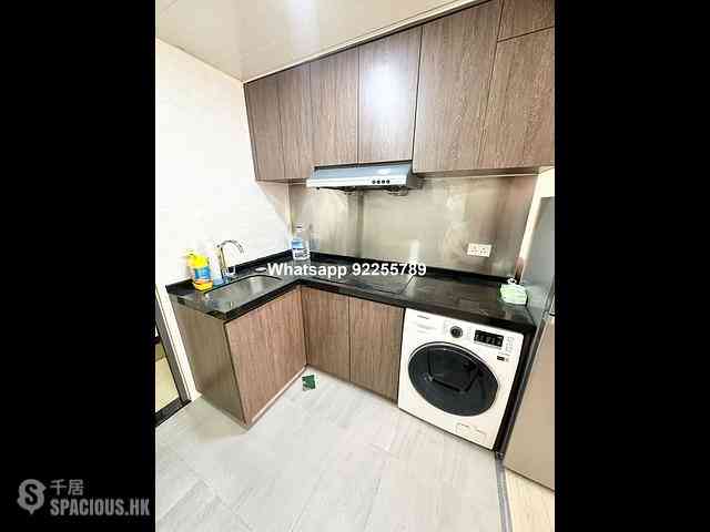 Sai Ying Pun - Lee Wah Mansion 07