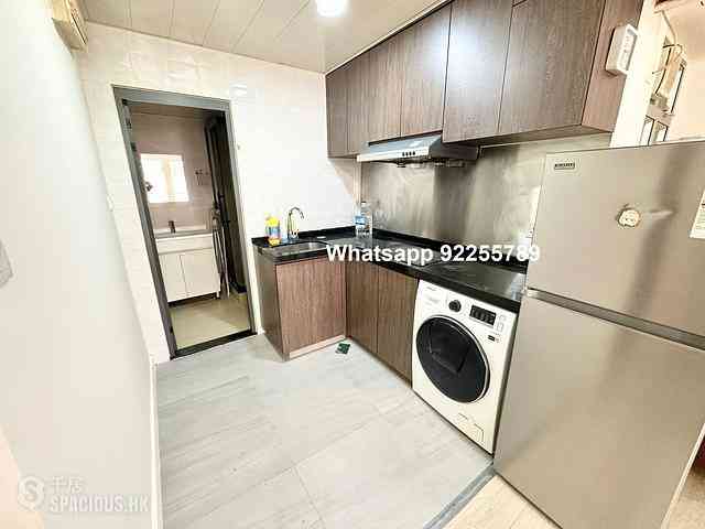 Sai Ying Pun - Lee Wah Mansion 08