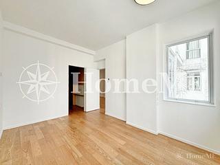 Mid Levels Central - 5H, Bowen Road 03