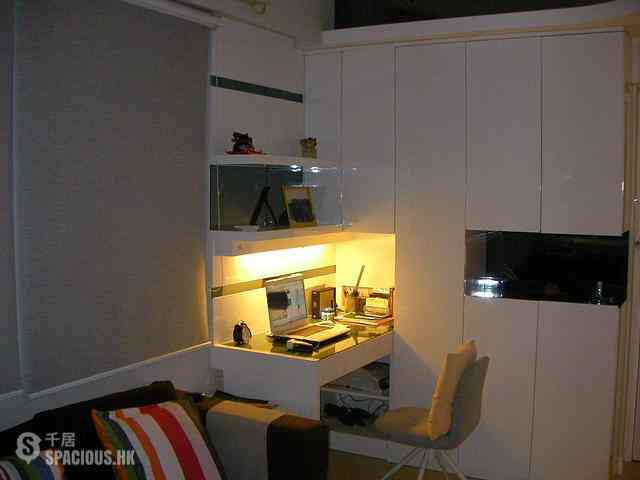 Wan Chai - Vincent Mansion High Block 01