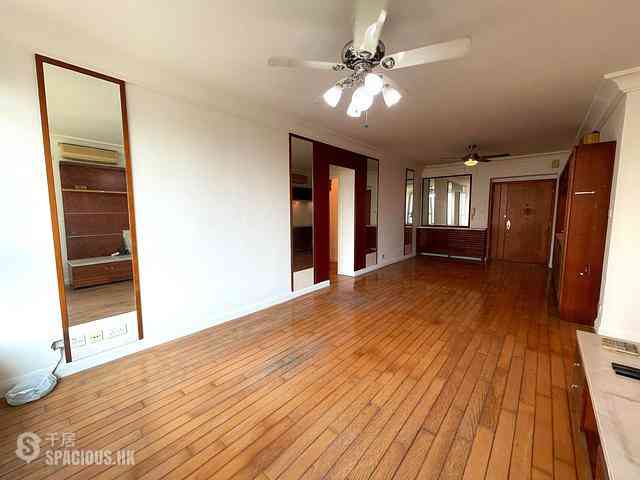 Tung Chung - Caribbean Coast Phase 1 Monterey Cove Tower 2 03