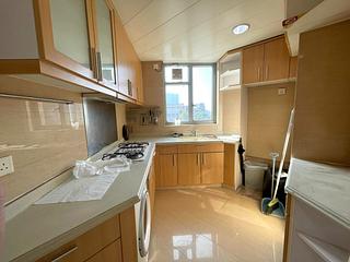 Tung Chung - Caribbean Coast Phase 1 Monterey Cove Tower 2 10
