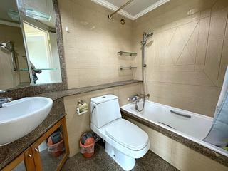 Tung Chung - Caribbean Coast Phase 1 Monterey Cove Tower 2 12