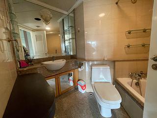 Tung Chung - Caribbean Coast Phase 1 Monterey Cove Tower 2 11