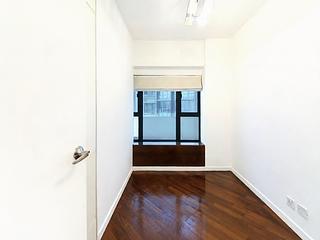 Mid Levels West - 80 Robinson Road 12