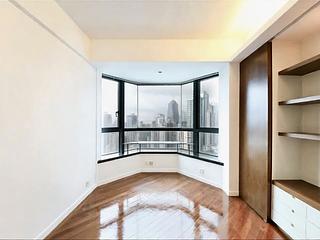 Mid Levels West - 80 Robinson Road 07