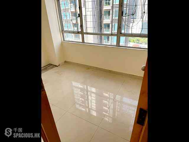 Sai Wan Ho - Ellen Building 07