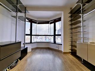 Mid Levels West - 80 Robinson Road 12